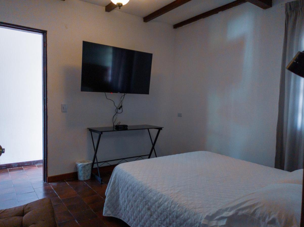 Hotel Boutique La Casa De Piedra Cali Exterior foto